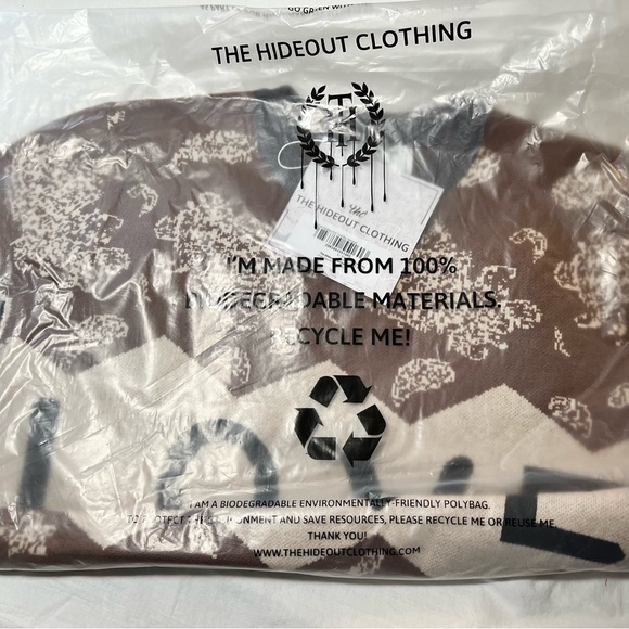 In the Spirit of Love sweater by THC S. Small or Large men’s Medium & XL women’s - Picture 9 of 11